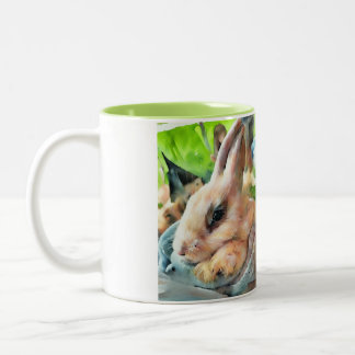 Iemand heeft meer koffie Mok nodig