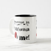 Iemand in Californië houdt van mij Tweekleurige Koffiemok (Voorkant links)