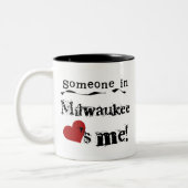 Iemand in Milwaukee Tweekleurige Koffiemok (Links)