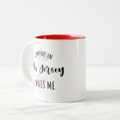 Iemand in New Jersey houdt van mij om koffie te Mo Tweekleurige Koffiemok (Voorkant links)