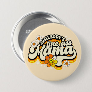 Iemand is prima mama retro groovy ronde button 7,6 cm