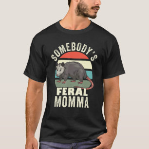 Iemand is wild mamma moeder retro wild kat mam t-shirt