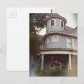 Iemand kijkt briefkaart (Voorkant / Achterkant)