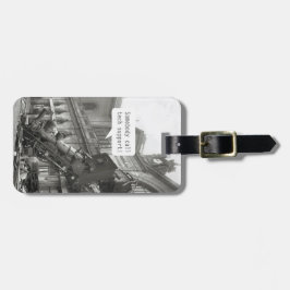 Iemand noemt Tech Support Train Wreck Bagagelabel