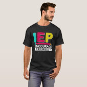 IEP I moedigt Progress Special Education School aa T-shirt (Voorkant volledig)