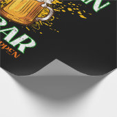 Ier drinkt bier St. Patrick's Day Cadeaupapier (Hoek)