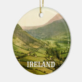 Ierland County Antrim  scène Keramisch Ornament (Links)