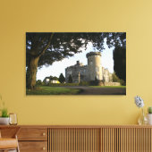 Ierland, de zij-ingang van Dromoland Castle. Canvas Afdruk (Insitu (Woonkamer))