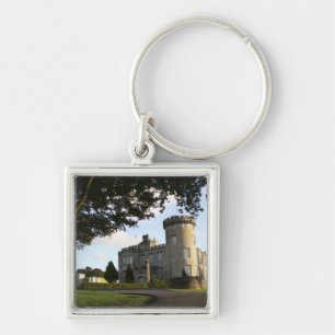 Ierland, de zij-ingang van Dromoland Castle. Sleutelhanger