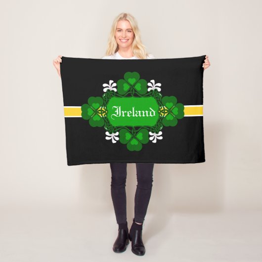 Ierland National Shamrock wit bloem-aangepaste naa Fleece Deken (In situ)