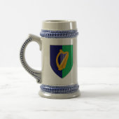 Ierland Stein - Harp op Blue & Green Shield Bierpul (Links)