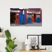 Ierland, Strandhill. Storefronten met fietsen Poster (Thuiskantoor)