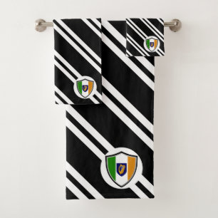 Iers deklasstel met vlaggen op het schild bad handdoek