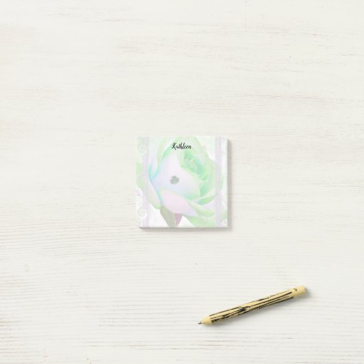Iers groen Roos Post-it® Notes (Op bureau)