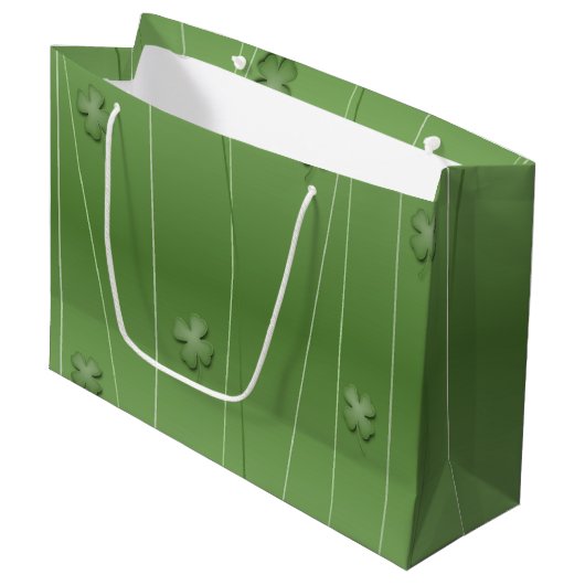 Iers klaverontwerp groot cadeauzakje (Voorkant Gekanteld)