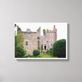Iers middeleeuws kasteel, antiek tuin en toren canvas afdruk (Voorkant)