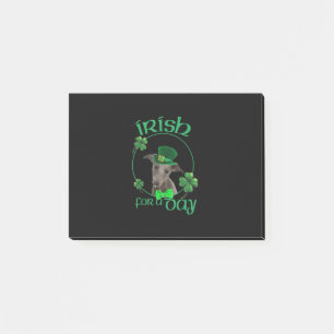 Iers voor een dag met een luie hond op Patrick Day Post-it® Notes