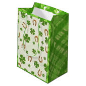 Ierse charme Whimsical MEDIUM St Patrick's Day Medium Cadeauzakje (Achterkant Gekanteld)