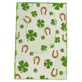 Ierse charme Whimsical MEDIUM St Patrick's Day Medium Cadeauzakje (Achterkant)