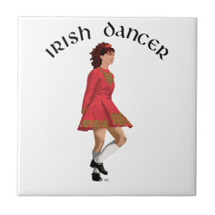 Ierse danser brunette in het rood tegeltje