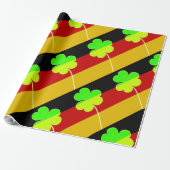 Ierse Duitse vlag Shamrock Clover St. Patrick Fun Cadeaupapier (Uitgerold)