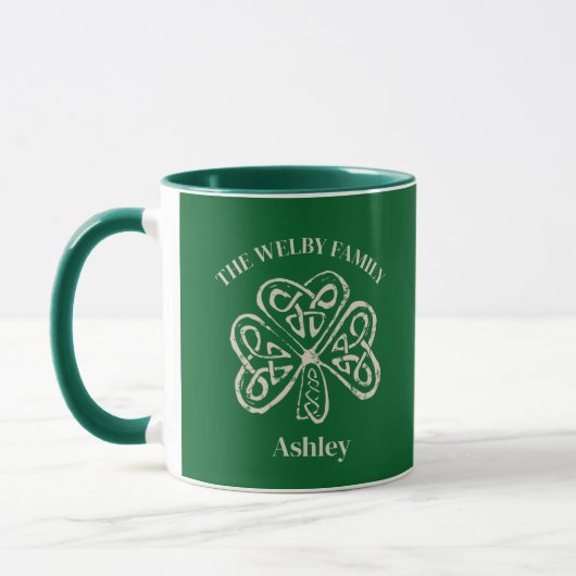 Ierse familienaam Keltisch Shamrock Custom Mok (Links)