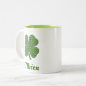 Ierse familienaam Vier Leaf Clover Shamrock Tweekleurige Koffiemok (Voorkant links)