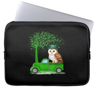 Ierse groene vrachtwagen op uilvogel St Patrick's  Laptop Sleeve