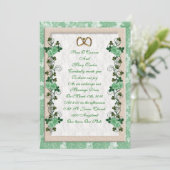 Ierse huwelijksuitnodiging Shamrocks en rozen Kaart (Staand voorkant)