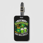 Ierse kabouter St. Patrick vat geneigd tot kattenk Bagagelabel (Voorkant (verticaal))