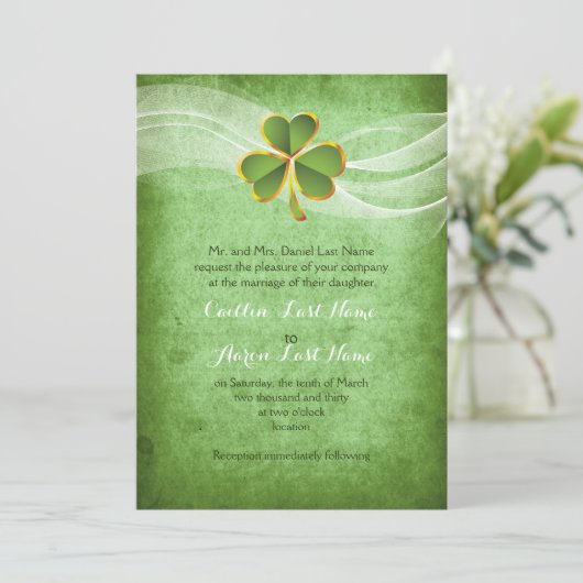 Ierse klaver groen Saint Patrick's Day bruiloft Kaart (Staand voorkant)