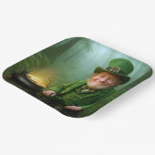 Ierse Leprechaun met een Pot met Goud Papieren Bordje (Gebogen)
