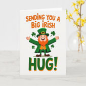 Ierse Leprechaun Stuurt St. Patricks Kaart (Gele Bloem)