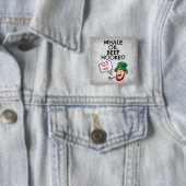 Ierse les: walvisoliesundvlees gekookt op Leprecha Vierkante Button 5,1 Cm (In situ)