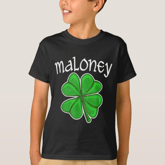 Ierse Maloney Lucky Clover St. Patrick's Day  T-shirt (Voorkant)