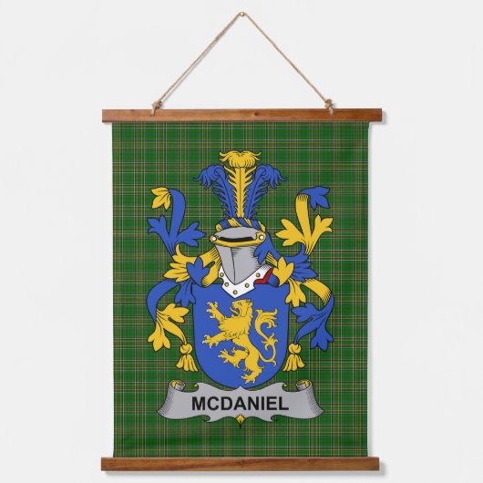 Ierse McDaniel of Daniel Wapen Familie Crest Hangend Wandkleed (Voorkant)