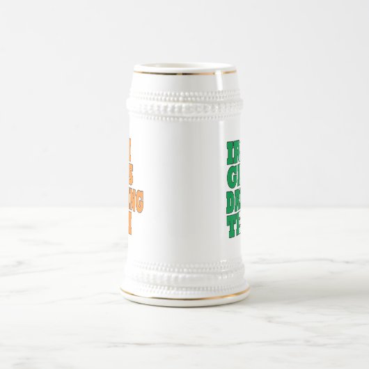 Ierse meisjes drink team bierpul (Center)