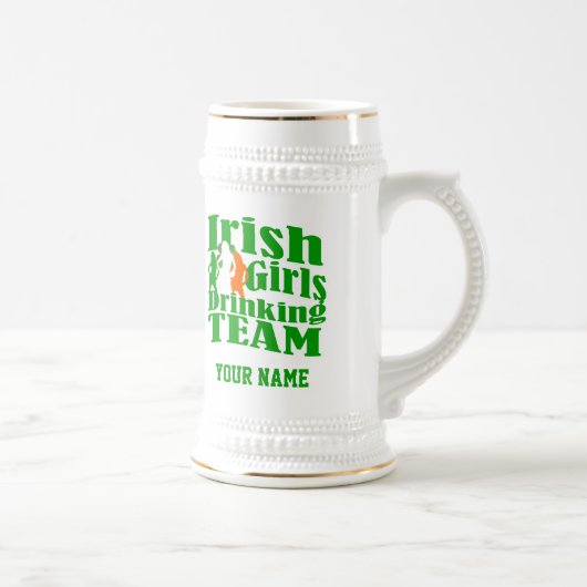 Ierse meisjes drink team St Patrick's day Bierpul (Rechts)