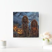Ierse Rode Setter Halloween Spooky Vierkante Klok (Huis)