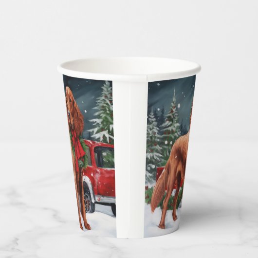 Ierse rode setter hond in sneeuw kerst papieren bekers (Rechts)