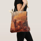 Ierse rode setter in herfst laat Herfst inspireren Tote Bag (Dichtbij)