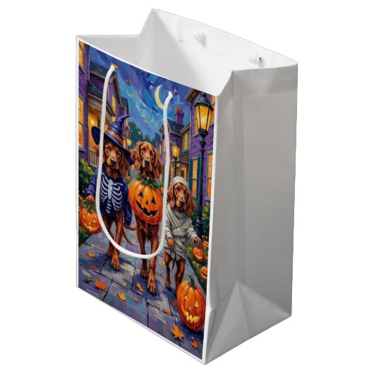 Ierse rode setter trick-or-treating Halloween Medium Cadeauzakje (Voorkant Gekanteld)