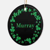 Ierse Shamrock Custom Name Modern Wreath Keramisch Ornament (Links)