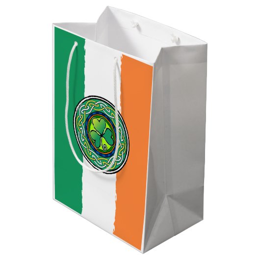 Ierse shamrock medium cadeauzakje (Achterkant Gekanteld)