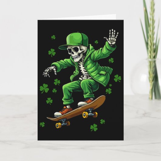 Ierse skelet op skateboard grappige St. Patrick's Kaart (Voorkant)