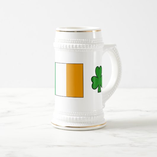 Ierse vlag Beer Stein met Shamrocks Bierpul (Voorkant rechts)