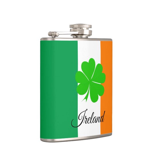 Ierse vlag en shamrock, reizen naar Ierland en spo Heupfles (Rechts)