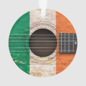 Ierse vlag op oude akoestische gitaar ornament (achterkant)