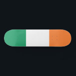 Ierse vlag persoonlijk skateboard<br><div class="desc">Patriottische vlag van Ierland.</div>