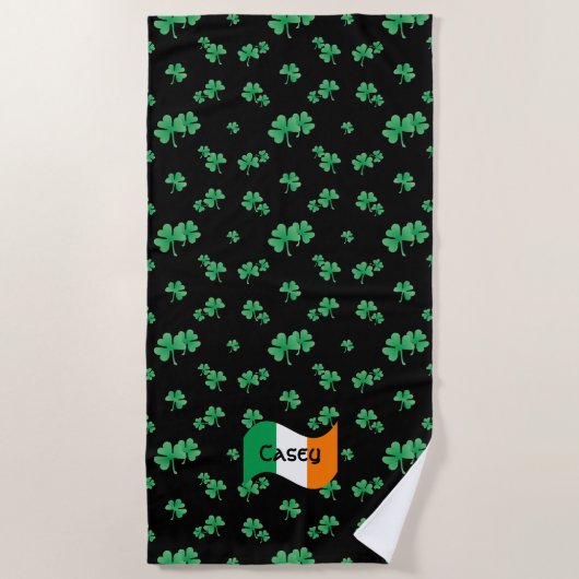 Ierse vlag Shamrocks gepersonaliseerd Strandlaken (Voorkant)